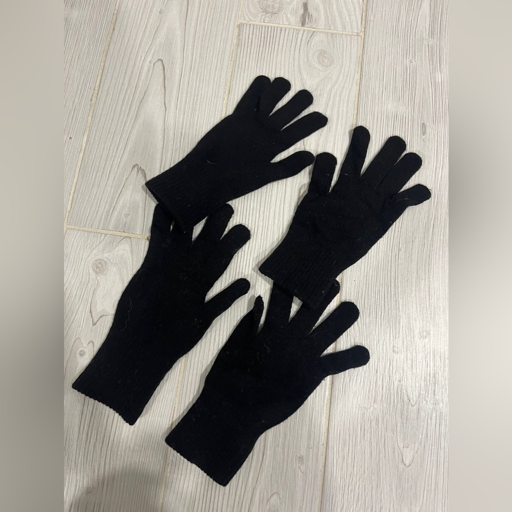 Gloves